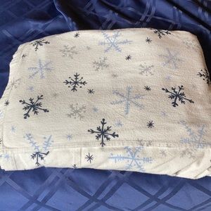 Snowflake King Flannel Sheet Set